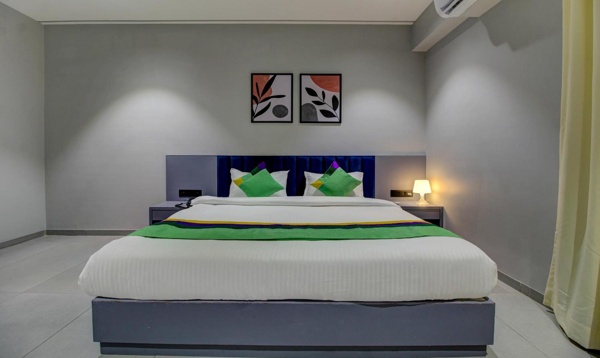 Comfort Inn Baner- Indian Nationals Only ปูเน่ ภายนอก รูปภาพ