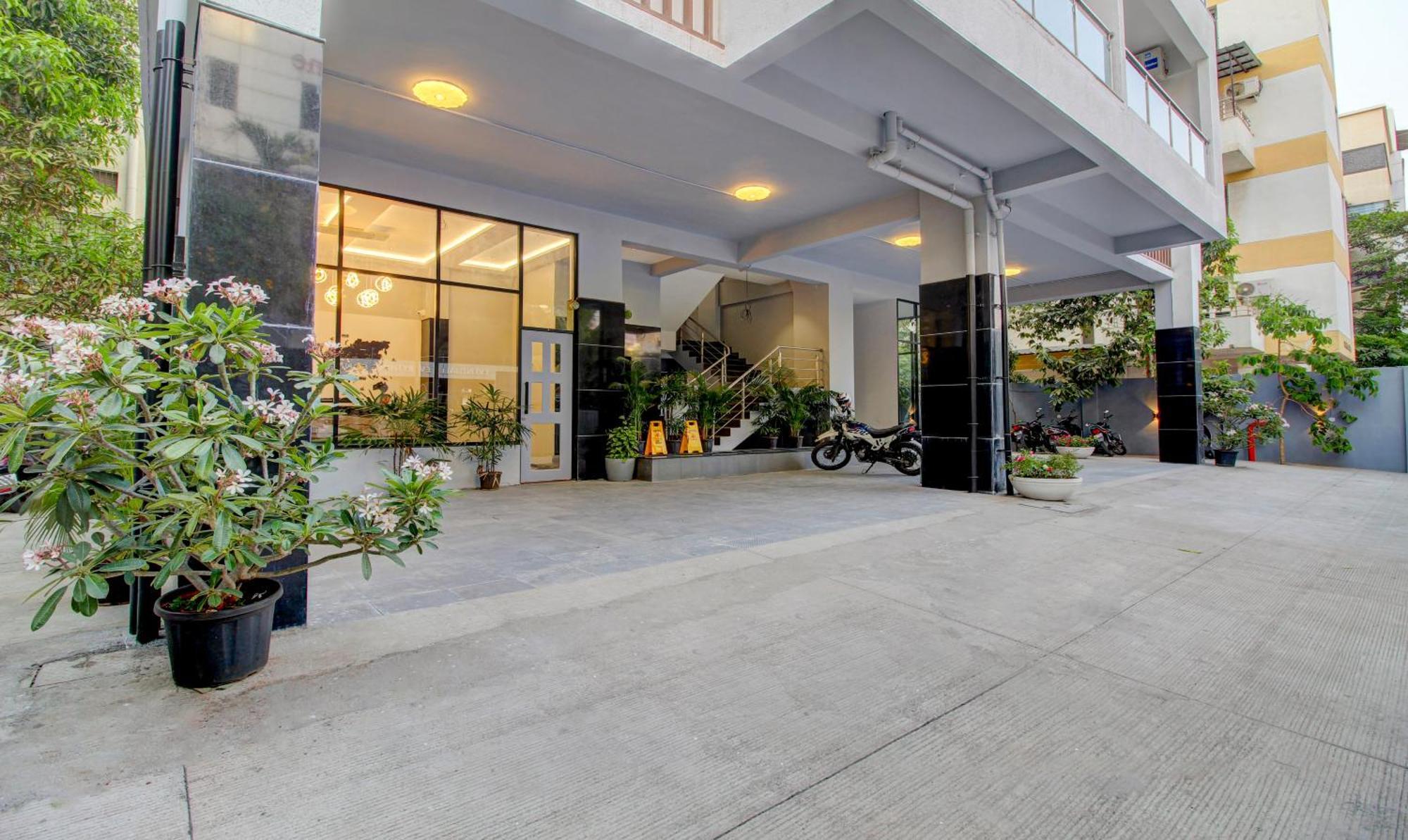Comfort Inn Baner- Indian Nationals Only ปูเน่ ภายนอก รูปภาพ